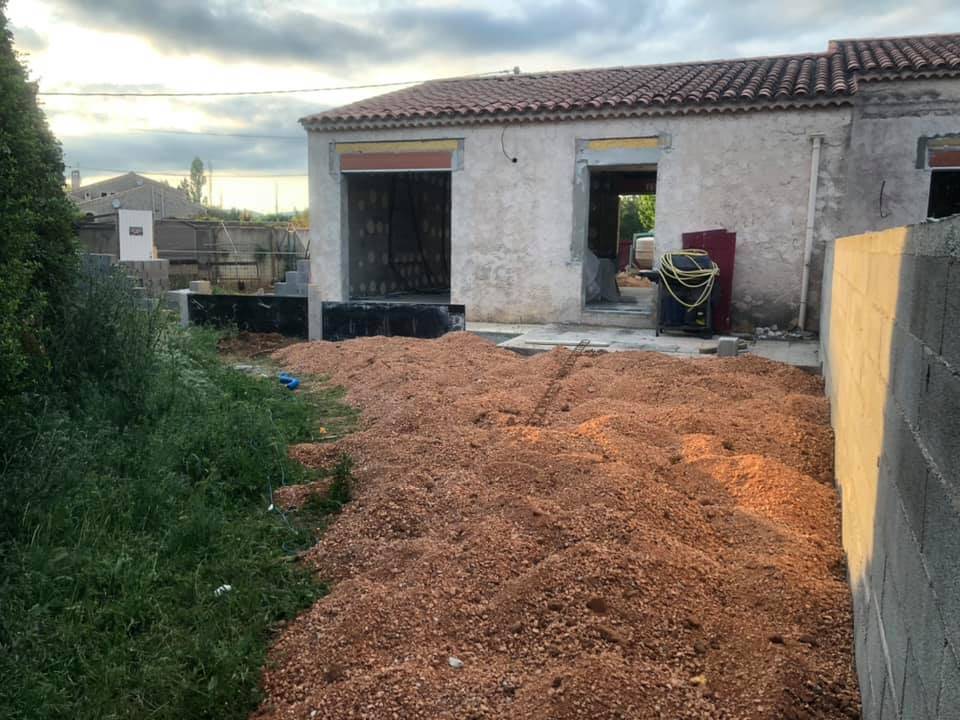 Jardin a réaménagé après travaux à St Maxmin la Ste Baume