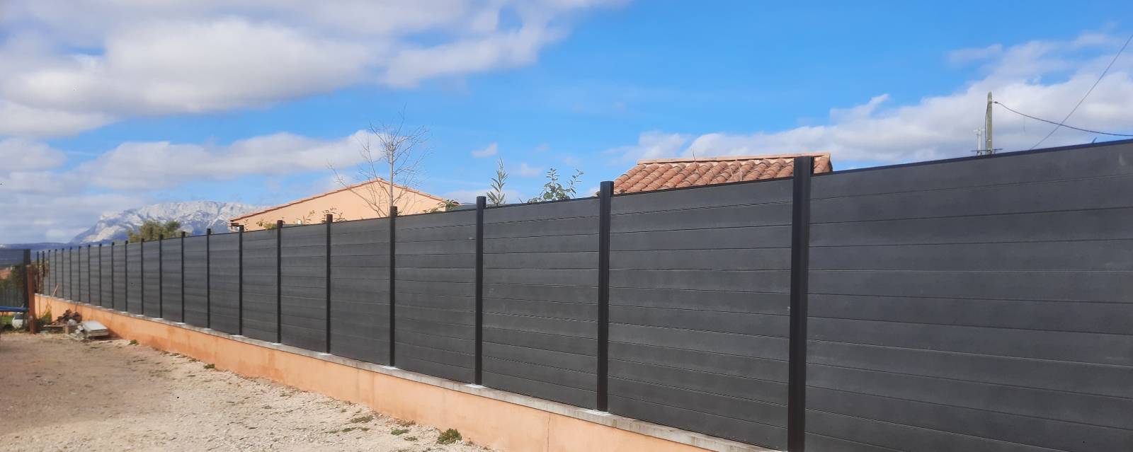 Cloture en plastique recyclé dans le Var