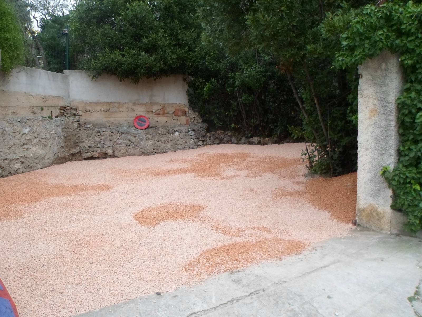 Un beau parking stabilisé à Marseille