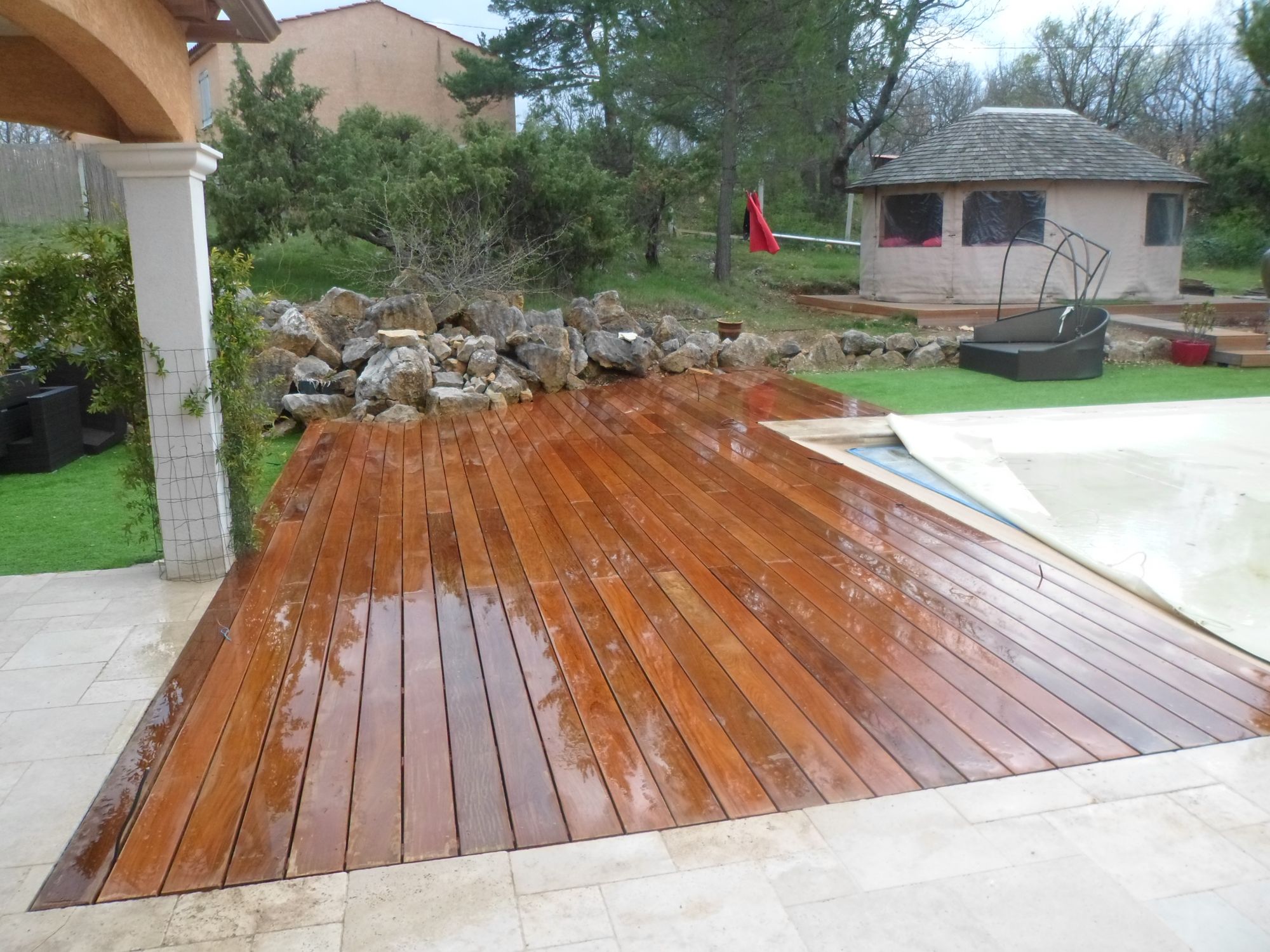Plage en ipé dans la var