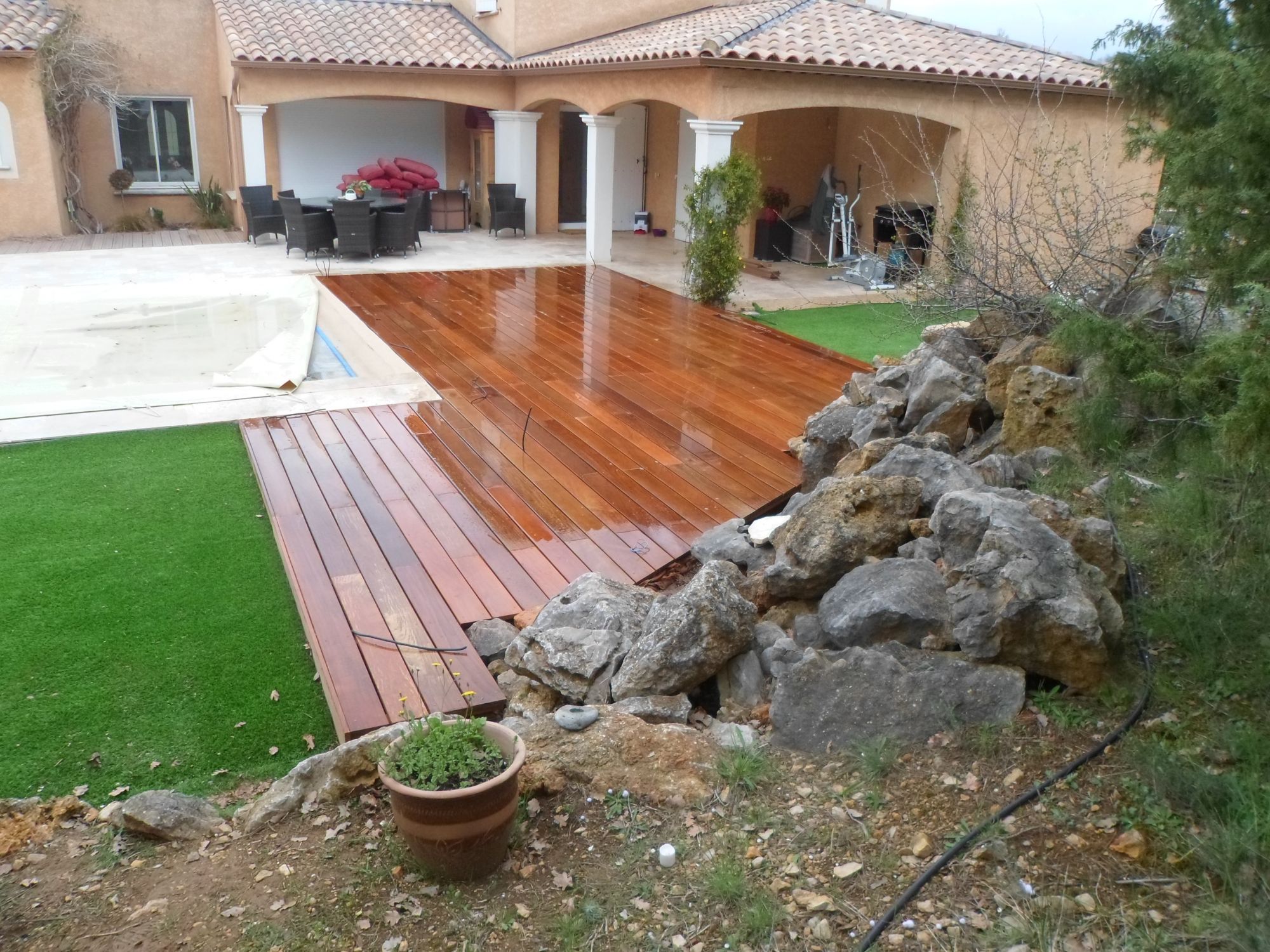 Ipé et lambourdes exotique dans le var