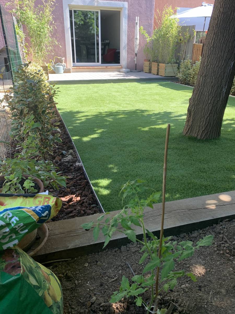 Création d'un jardin de ville à Garéoult