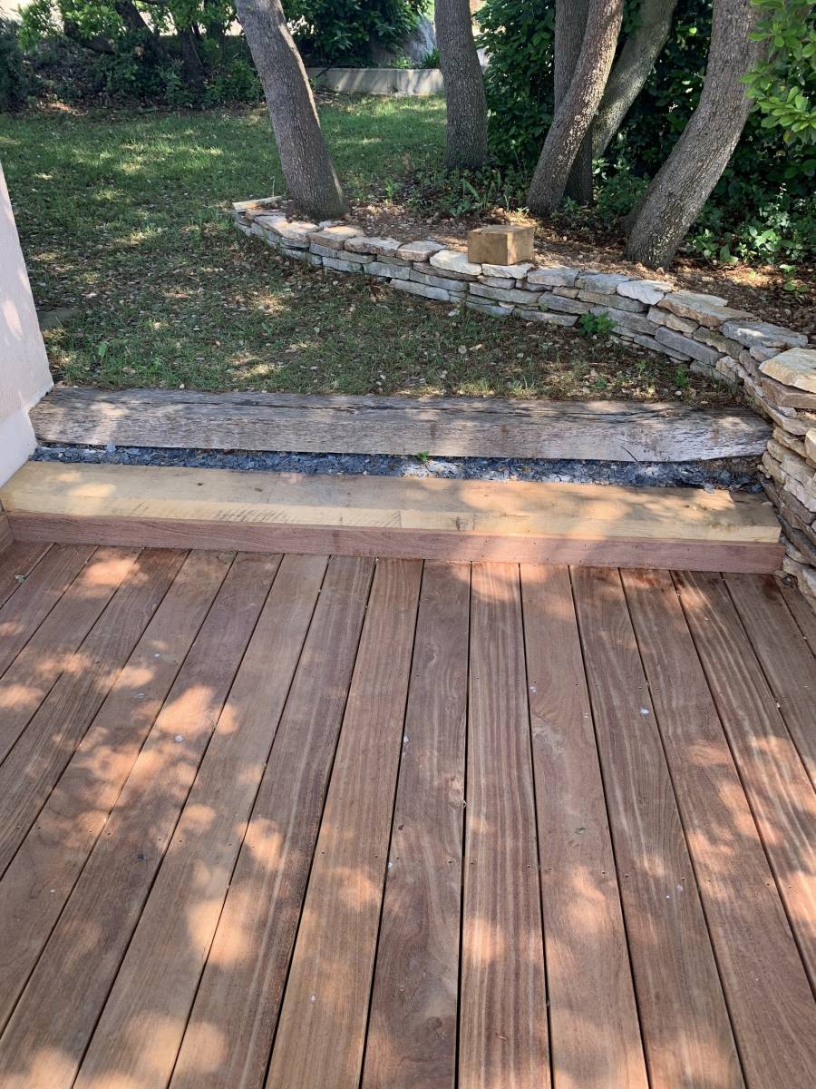 Terrasse en bois exotique à St Maximin La Ste Baume