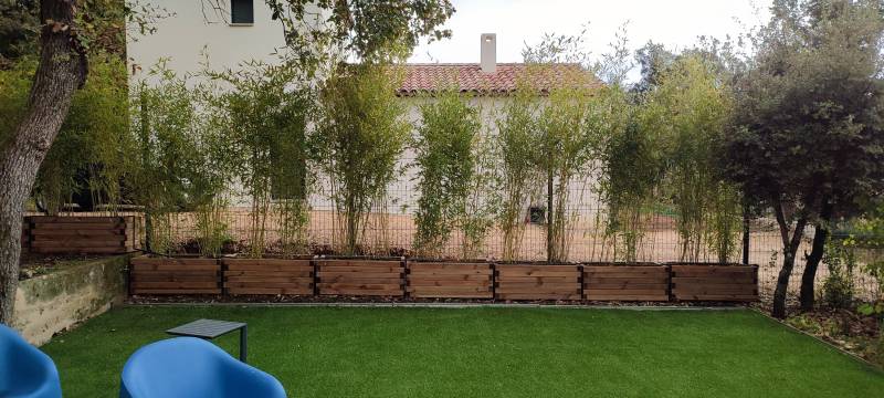 Réaménagement de la séparation entre deux jardins dans le Var