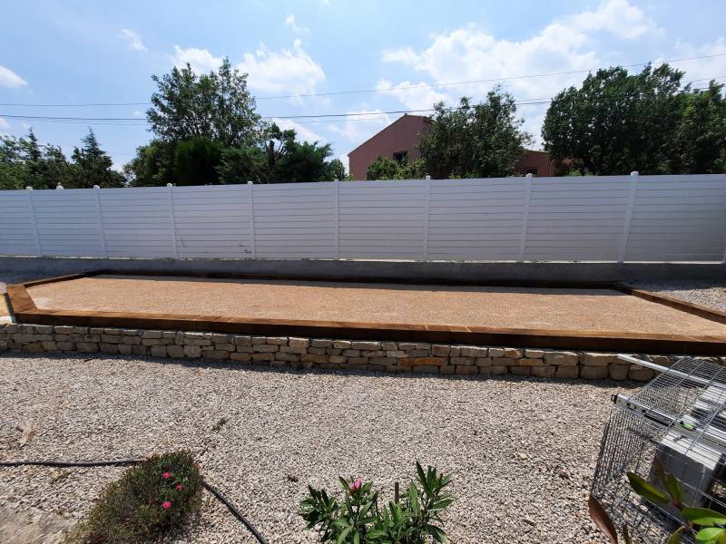 Beu muret et jeu de boule à St Maximin La Ste Baume