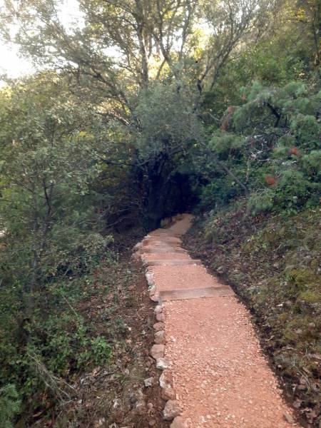 Cheminement avec escalier réalisé dans le VAr