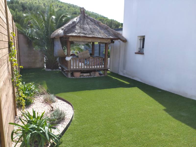 Une belle réalisation pour un réaménagement d'un petit jardin à Marseille