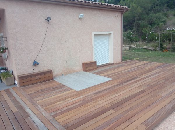 Terrasse bois exotique à Brignoles dans le Var