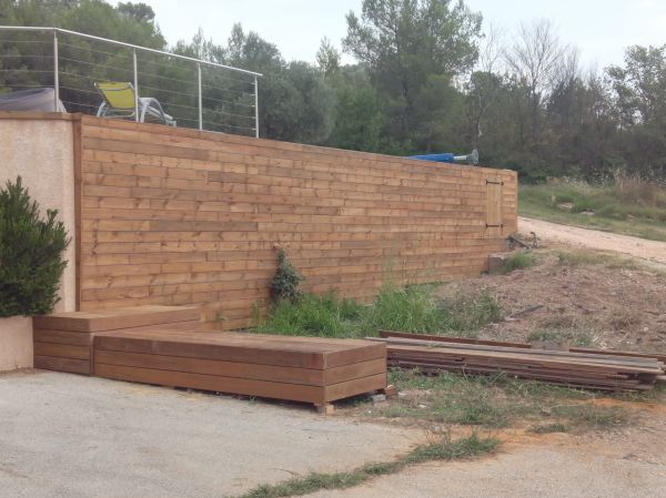 Bardage bois sur piscine bois à Brignoles Var
