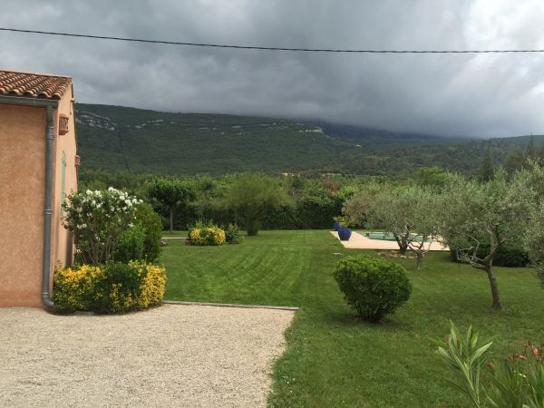 Tonte régulière dans le var