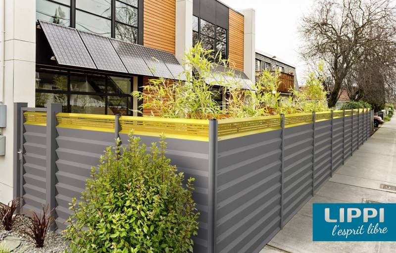 Palissade avec des lames en acier pour un occultation à 100% dans le VAr