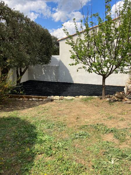 Aménagement d'une zone pour recevoir un chalet dans le var