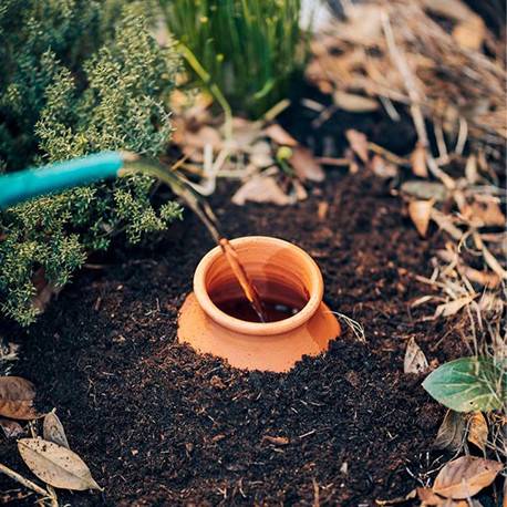 Remplaissage en eau d'un Oyas ou Ollas