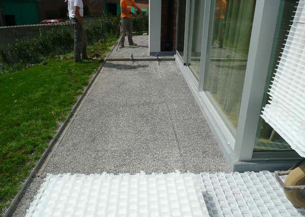 Stabilisation chemin pieton dans le var