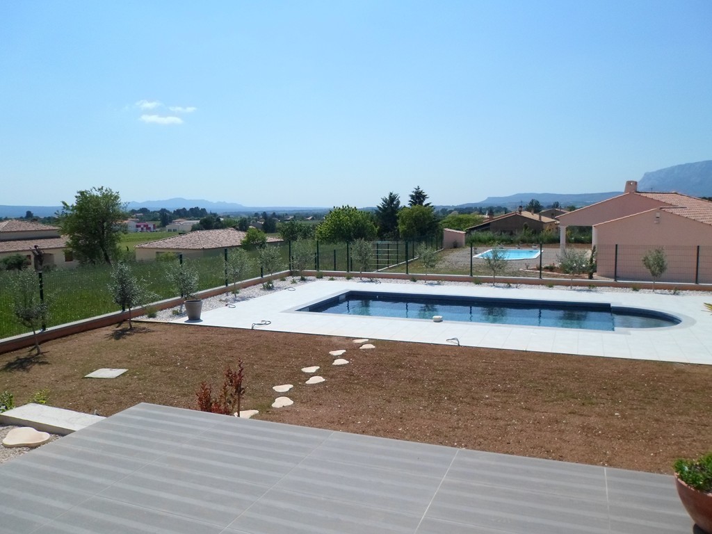 Une belle vue sur la vallée