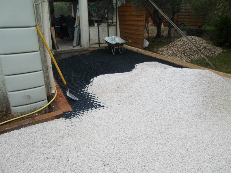 Dalle stabilisation chemin d'accés a St Maximin dans le var